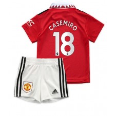 Manchester United Casemiro #18 Hemmaställ Barn 2022-23 Korta ärmar (+ Korta byxor)